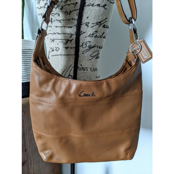 Convertible Duffle | Coach - Picture 4 of 8